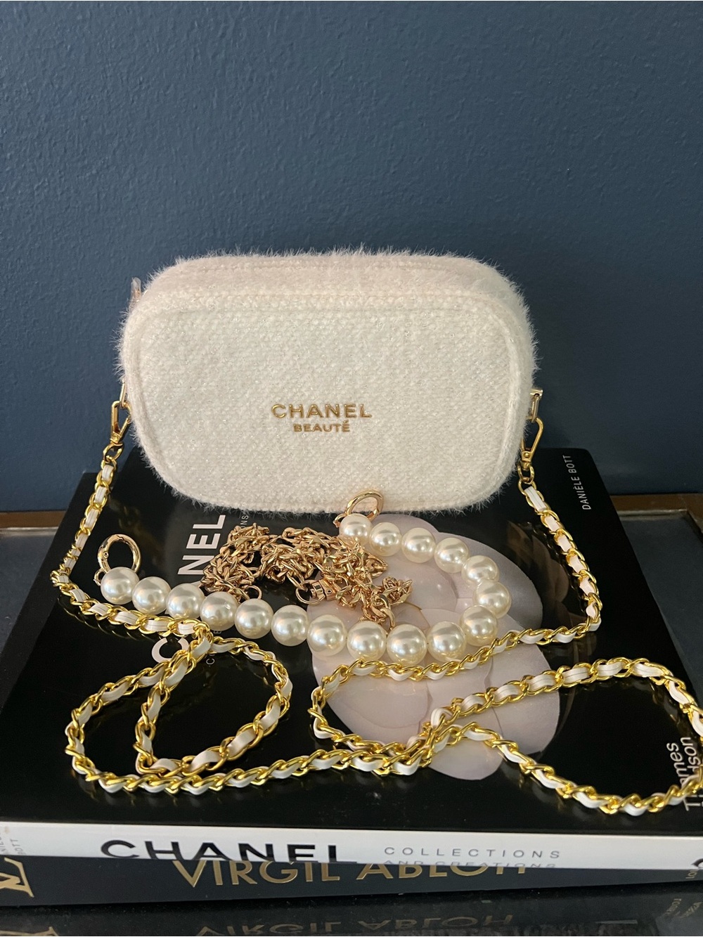 Chanel Holiday 2024 Cosmetic Bag
